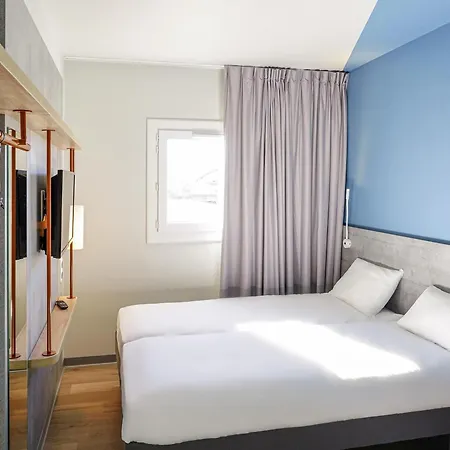 Ibis Budget 2*