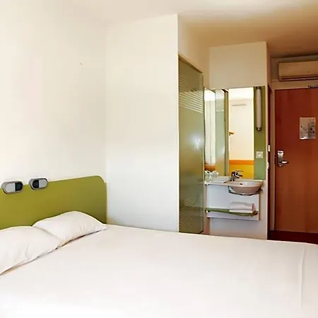 Ibis Budget 2* Aubenas