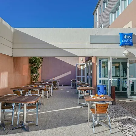 Ibis Budget Hotel 2*